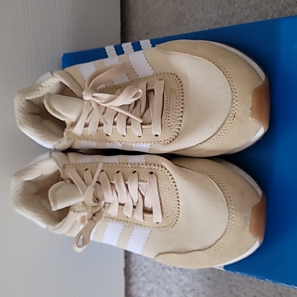 Adidas Original I-5923 W size 6.5